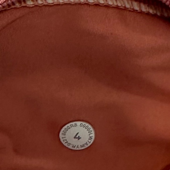 Lululemon Speed Up High-Rise Lined Short 2.5" - Picture 5 of 5